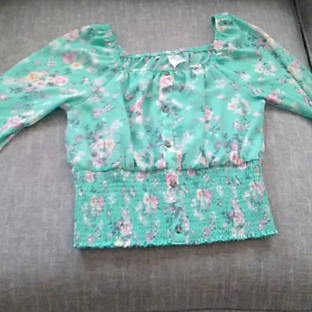 Floral top, L/G, from NOBO, super cute, light blue with pink flours.